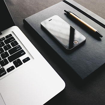 神马电影短复盘：先对齐字幕是不是加重语气，再把例子标注清楚（评论也能用）